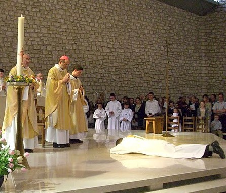 Ordination sacerdotale de notre aumônier